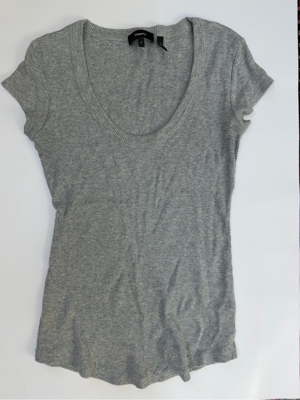 Theory Gray Ribbed Scoop Neck Tee Size Small